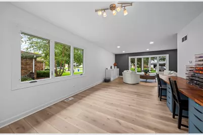211 S Leonard Lane, Arlington Heights, IL 60005 - Photo 10