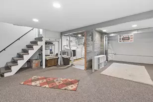 9116 S Troy Ave, Evergreen Park, IL 60805 - Photo 16
