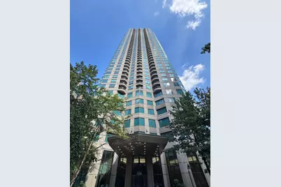 400 N Lasalle Drive #1303, Chicago, IL 60654 - Photo 1