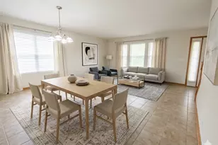 39798 Ackworth Ln, Beach Park, IL 60083 - Photo 4