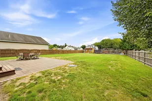1416 Sandwich Dr, Lake Holiday, IL 60548 - Photo 32