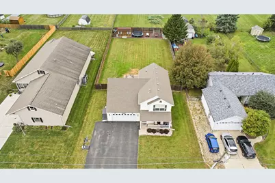 1416 Sandwich Drive, Lake Holiday, IL 60548 - Photo 2