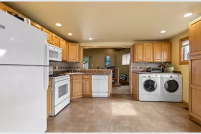 8827 S Kolmar Avenue, Hometown, IL 60456 - Photo 8