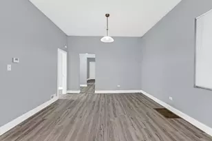 7349 S Evans Ave, Chicago, IL 60619 - Photo 6