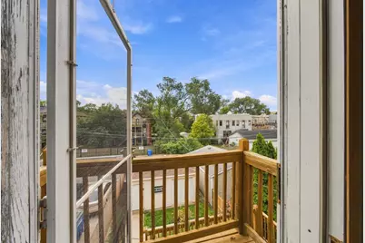 631 E Bowen Avenue, Chicago, IL 60653 - Photo 18