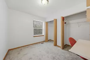 631 E Bowen Ave, Chicago, IL 60653 - Photo 20