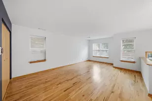 631 E Bowen Ave, Chicago, IL 60653 - Photo 16