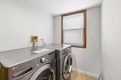 140 N Fiore Parkway, Vernon Hills, IL 60061 - Photo 10