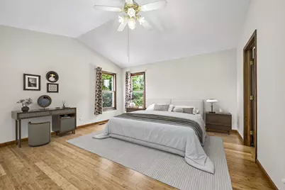 140 N Fiore Parkway, Vernon Hills, IL 60061 - Photo 14