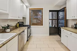 3764 N Magnolia Ave, Chicago, IL 60613 - Photo 16
