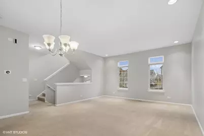 261 Sype Drive, Carol Stream, IL 60188 - Photo 2