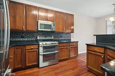 261 Sype Drive, Carol Stream, IL 60188 - Photo 6