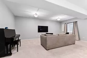 1876 Royalglen Dr, New Lenox, IL 60451 - Photo 24