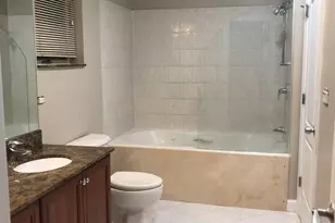 2215 W Monroe St, Chicago, IL 60612 - Photo 8