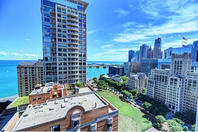 222 E Pearson Street #2604, Chicago, IL 60611 - Photo 2