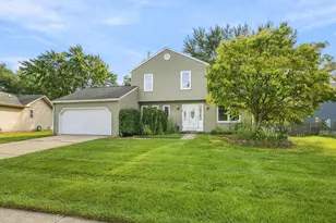 3S171 Lakeview Ct, Warrenville, IL 60555 - Photo 2