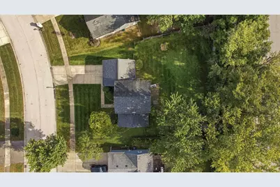 3S171 Lakeview Court, Warrenville, IL 60555 - Photo 30