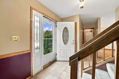 3S171 Lakeview Court, Warrenville, IL 60555 - Photo 4