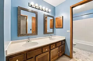 3S171 Lakeview Ct, Warrenville, IL 60555 - Photo 18