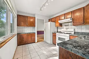 3S171 Lakeview Ct, Warrenville, IL 60555 - Photo 12