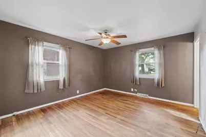 2105 Blackthorn Drive, Champaign, IL 61821 - Photo 20
