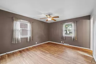 2105 Blackthorn Dr, Champaign, IL 61821 - Photo 20