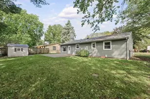 2105 Blackthorn Dr, Champaign, IL 61821 - Photo 34
