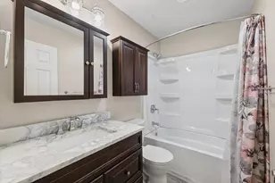 2105 Blackthorn Dr, Champaign, IL 61821 - Photo 28