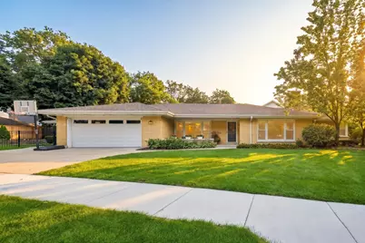 677 Wingate Road, Glen Ellyn, IL 60137 - Photo 2