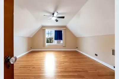 8614 S Prairie Avenue, Chicago, IL 60619 - Photo 10