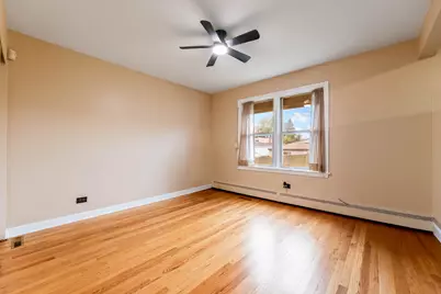 8614 S Prairie Avenue, Chicago, IL 60619 - Photo 8