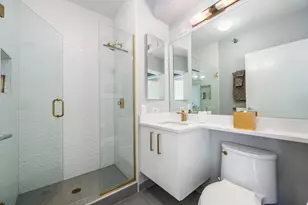 501 N Clinton St, Chicago, IL 60654 - Photo 24