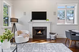823 W Wolfram St, Chicago, IL 60657 - Photo 10