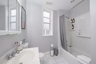 3823 W Lexington St, Chicago, IL 60624 - Photo 6