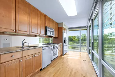 9715 Woods Drive #510, Skokie, IL 60077 - Photo 14