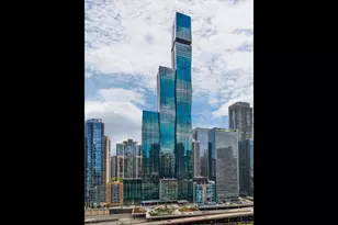 363 E Wacker Dr, Chicago, IL 60601 - Photo 1