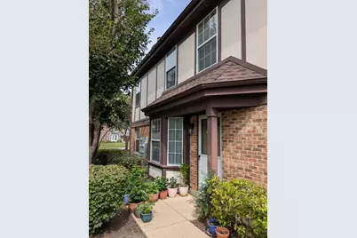 199 Lawn Court #199, Buffalo Grove, IL 60089 - Photo 1
