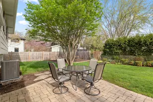706 E Golf Rd, Libertyville, IL 60048 - Photo 28