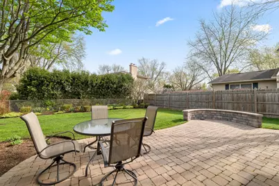 706 E Golf Road, Libertyville, IL 60048 - Photo 26