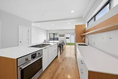 2915 N Rockwell Street, Chicago, IL 60618 - Photo 10