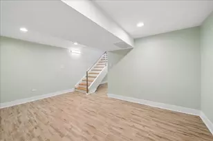 2915 N Rockwell St, Chicago, IL 60618 - Photo 26