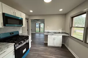 320 Sioux St, Park Forest, IL 60466 - Photo 12