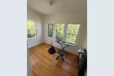 4689 N Kasson Avenue, Chicago, IL 60630 - Photo 8