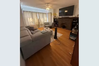 4689 N Kasson Avenue, Chicago, IL 60630 - Photo 2
