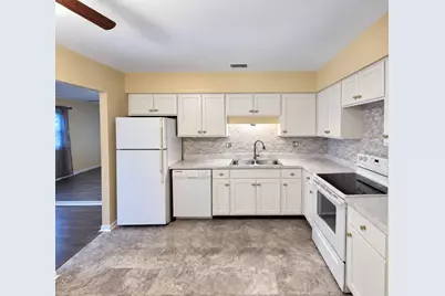 3710 215th Street #303, Matteson, IL 60443 - Photo 2