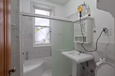 1240 S Maple Avenue, Berwyn, IL 60402 - Photo 10