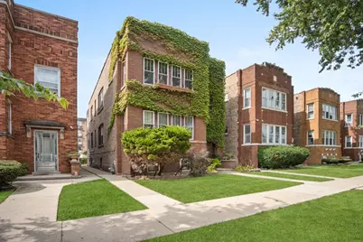 1240 S Maple Avenue, Berwyn, IL 60402 - Photo 2