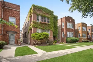 1240 S Maple Ave, Berwyn, IL 60402 - Photo 2