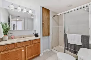 8000 Kilpatrick Ave, Skokie, IL 60076 - Photo 20