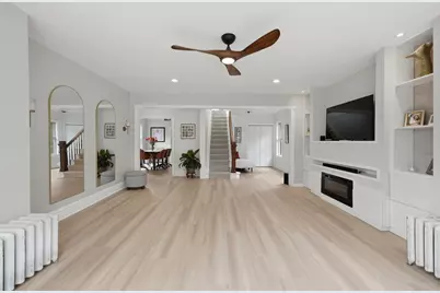 2638 Central Park Avenue, Evanston, IL 60201 - Photo 4